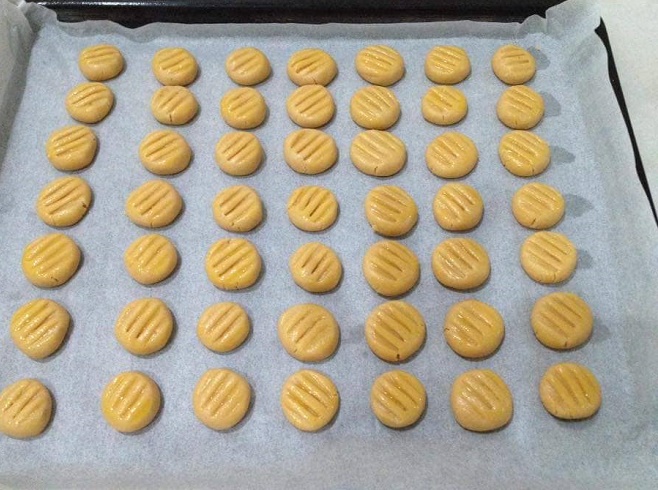peanutbuttercookies_before-baking_feb-2019-wk4