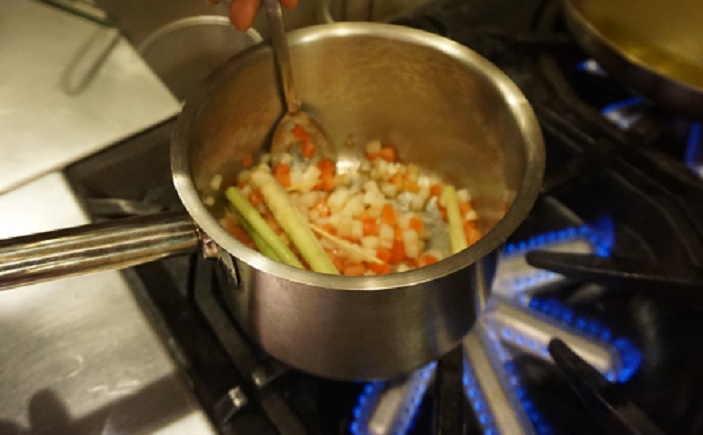 photo-4-cooking-process_sweating-veges_bouillabaisse_may2019-wk3