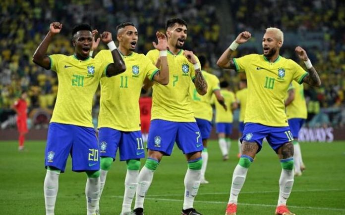 Brazil players dancing